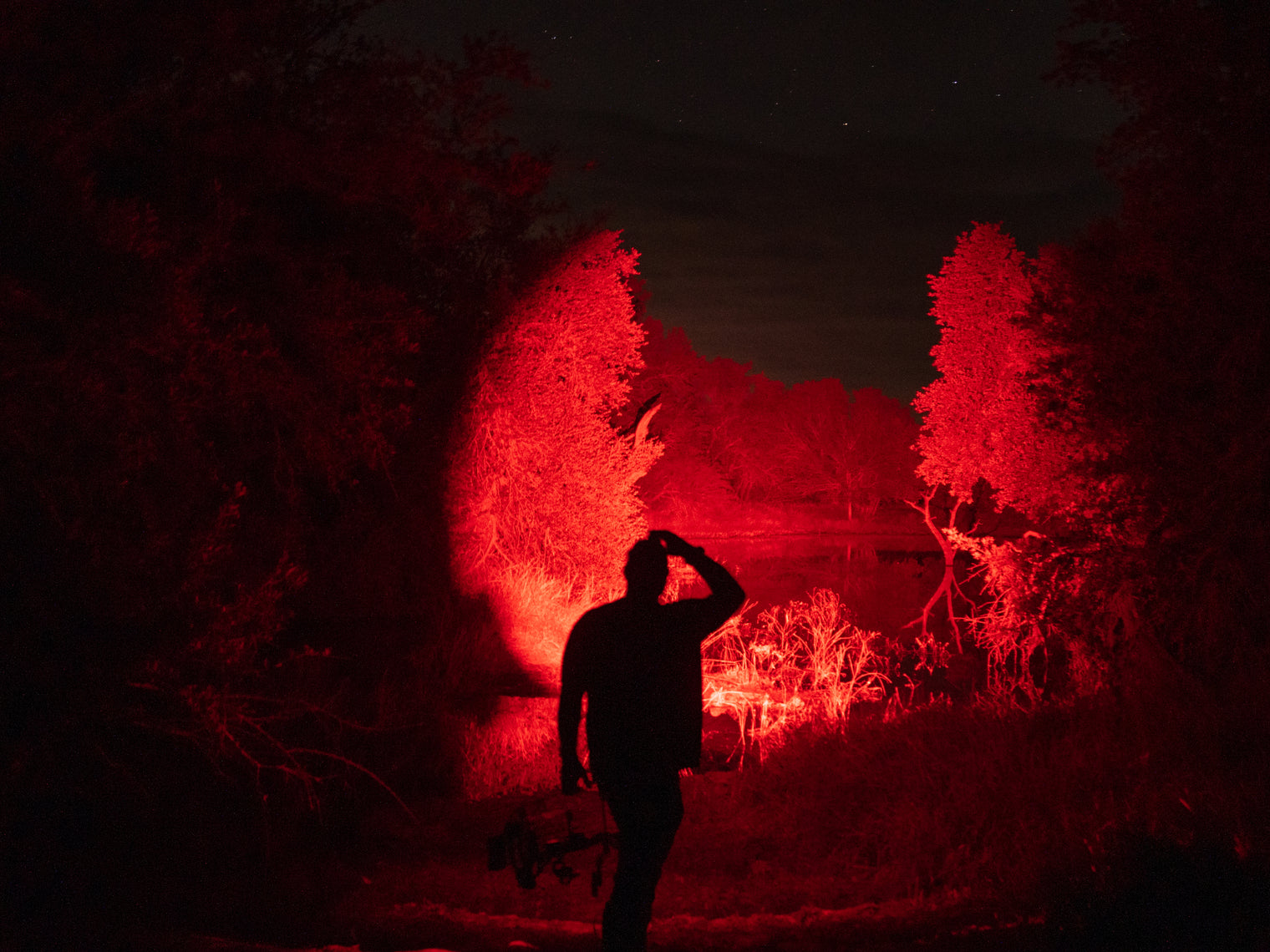 Elusive Wildlife 3-in-1 LED Headlamp Kit with Adjustable Beam for Hunting, Hiking and Camping-Dimmable, Zoomable led headlamp with Over 200 Yards Distance High Power headlamps for Hunters