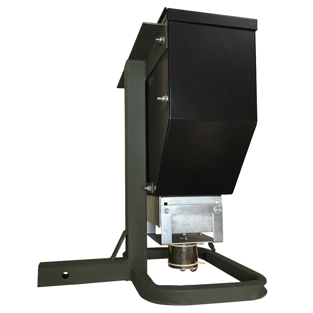 Road Feeder Deluxe with Receiver Hitch