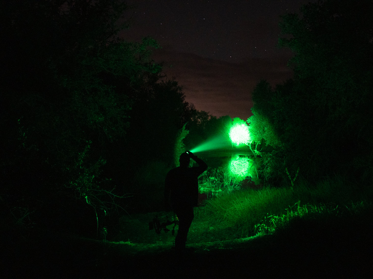 Elusive Wildlife 3-in-1 LED Headlamp Kit with Adjustable Beam for Hunting, Hiking and Camping-Dimmable, Zoomable led headlamp with Over 200 Yards Distance High Power headlamps for Hunters