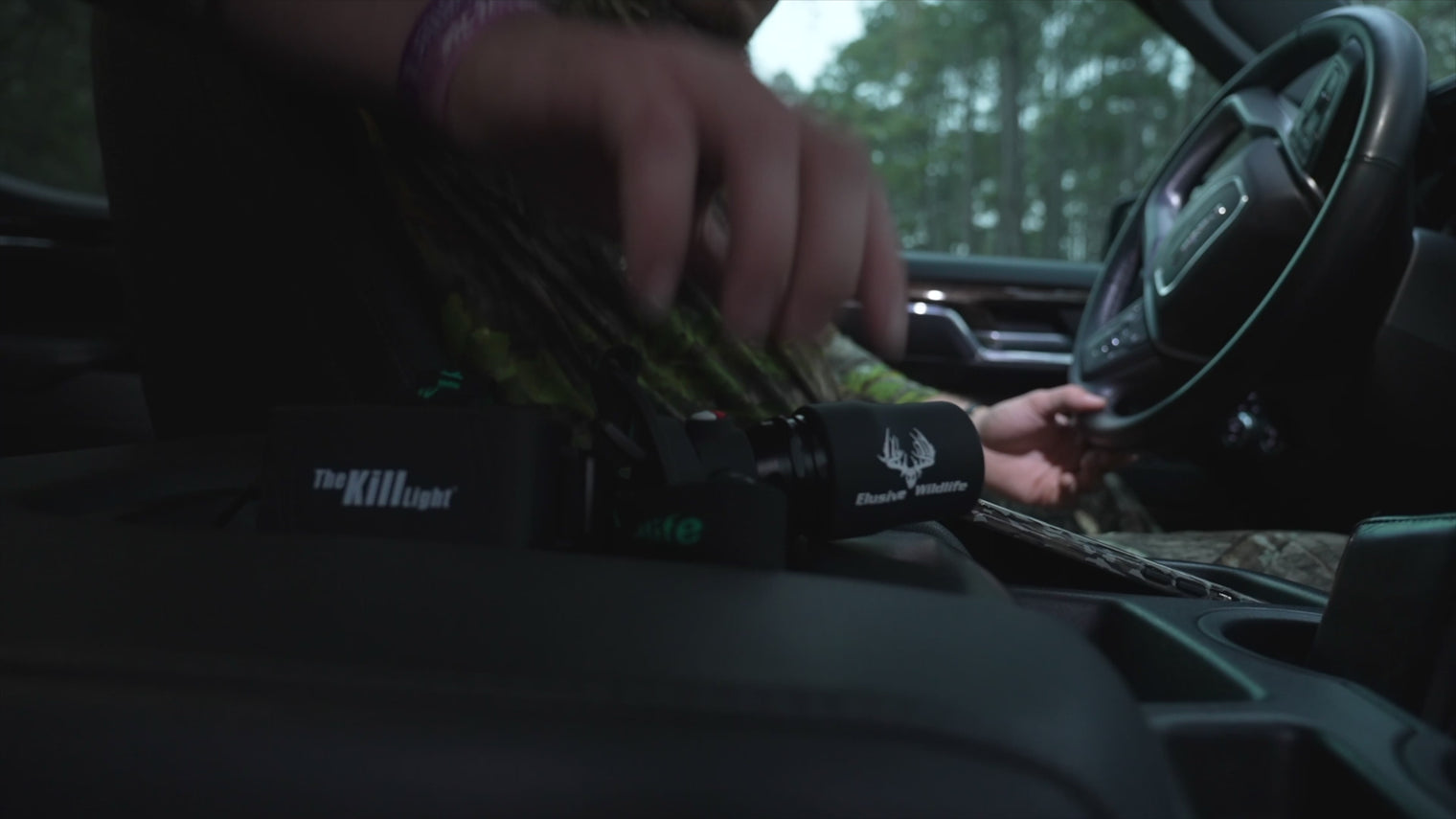 Elusive Wildlife 3 Color Headlamp Short