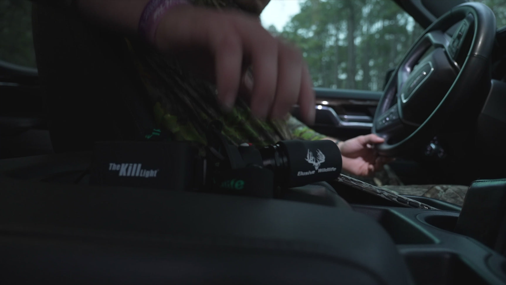 Elusive Wildlife 3 Color Headlamp Short